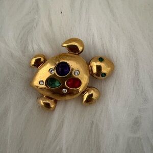 Brooch Laura Belle Turtle with Colorful Gems